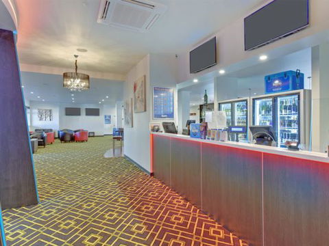 TownHouse Hotel Burnie - Accommodation Tasmania 3