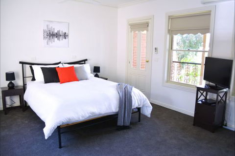 Turner Terrace - Accommodation Tasmania 2