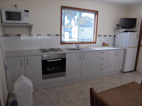 Wagga Wagga Tourist Park - Accommodation Tasmania 2