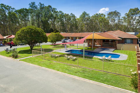 Advance Motel - Accommodation Tasmania 1