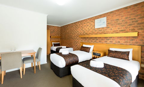 Advance Motel - Accommodation Tasmania 5