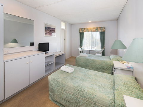Augusta Hotel Motel - Accommodation Tasmania 7