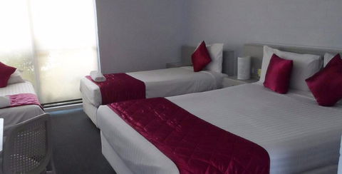 Bidgee Motor Inn - Accommodation Tasmania 1