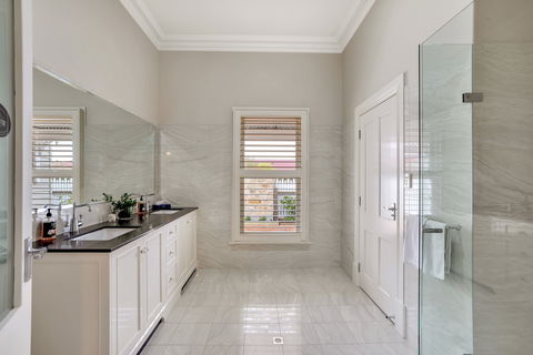 Grandview Accommodation - The Elm Tree Apartments - Accommodation Tasmania 8