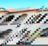 The Med Crescent Head - Accommodation Tasmania