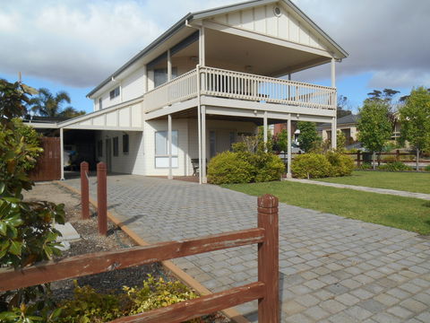 The Breezeway - Accommodation Tasmania 0