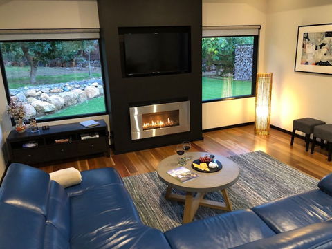 WA HomeStay - Accommodation Tasmania 2