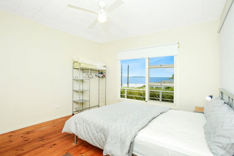 19 Investigator Crescent, Encounter Bay - Accommodation Tasmania 3