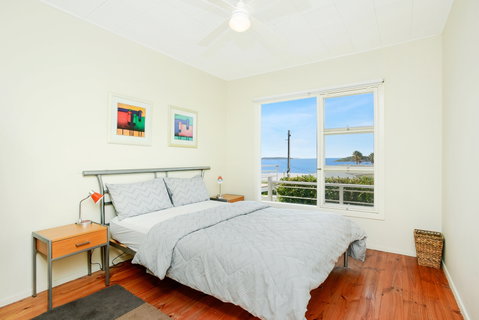 19 Investigator Crescent, Encounter Bay - Accommodation Tasmania 4
