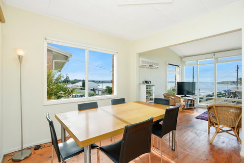 19 Investigator Crescent, Encounter Bay - Accommodation Tasmania 9