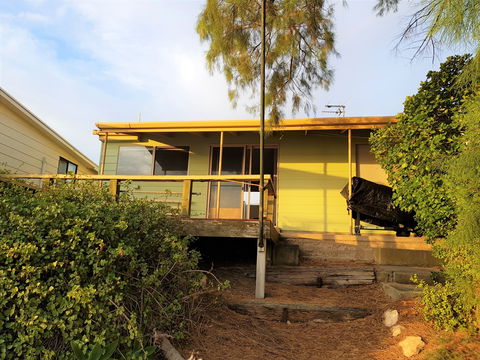 Albarino - Accommodation Tasmania 2