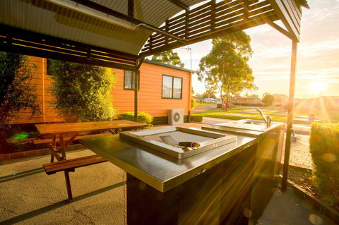 BIG4 Traralgon Park Lane Holiday Park - Accommodation Tasmania 6