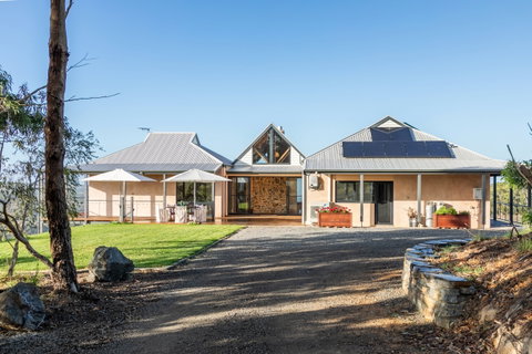 Old Coach Road Estate (OCRE) - Accommodation Tasmania 0