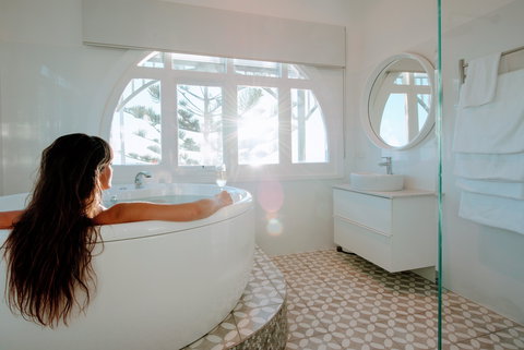 Seawall Apartments - Accommodation Tasmania 1