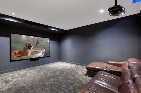 Stunning Luxury Home - Accommodation Tasmania 5
