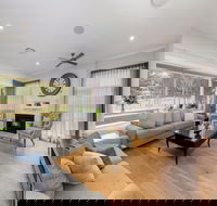 The Grey House - Accommodation Tasmania