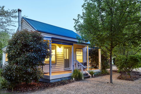 Alpine Valley Cottages - Accommodation Tasmania 2