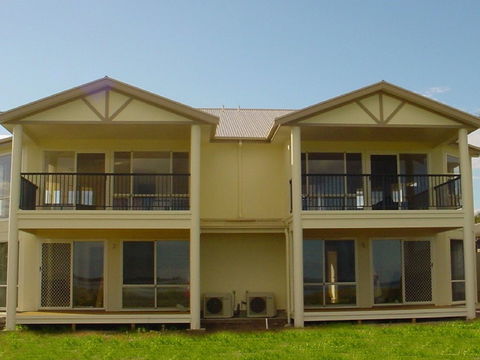 Arabesque Villa 2 - Accommodation Tasmania 0