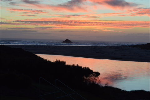 Arthur River Beach House - Accommodation Tasmania 2