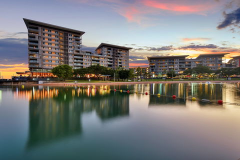 Astra Apartments NT - Accommodation Tasmania 0