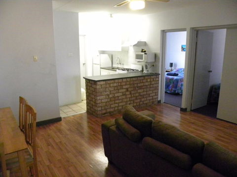 Carnarvon Central Apartments - Accommodation Tasmania 0