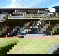 Cedar House - Accommodation Tasmania