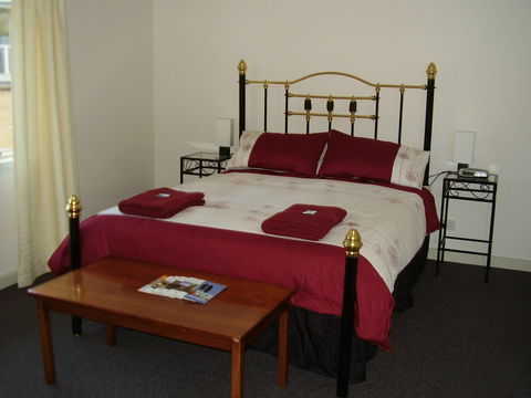 Hooked Inn Cottages - Accommodation Tasmania 2