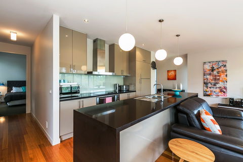 L'Vista Lorne - Accommodation Tasmania 2