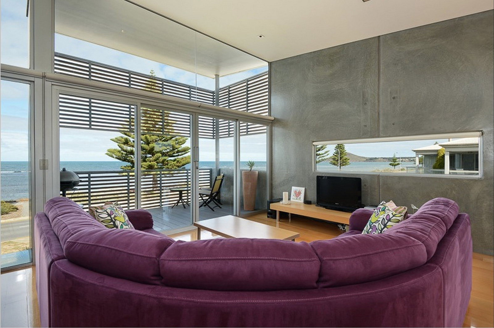 Mount Jagged SA Accommodation Tasmania