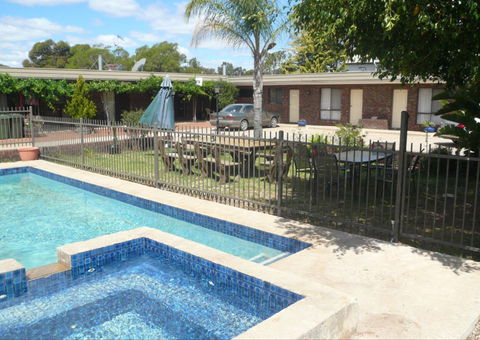 Sportsman Inn Motel - Accommodation Tasmania 0