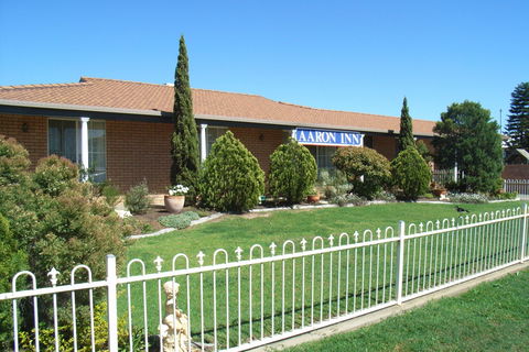 Aaron Inn Motel - Accommodation Tasmania 0