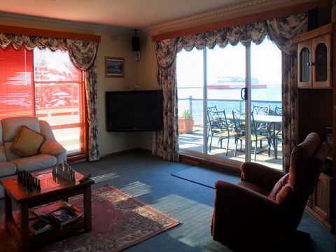 Alice Beside The Sea - Accommodation Tasmania 1