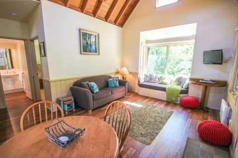 Alpine Arnica Cottages - Accommodation Tasmania 2
