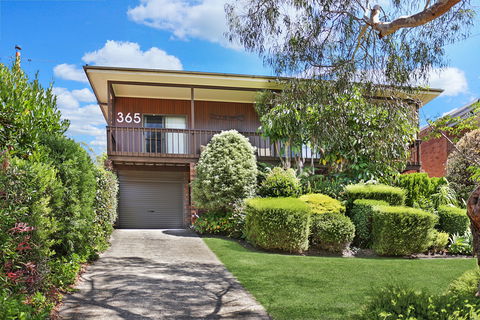 Alva Lee - Accommodation Tasmania 0