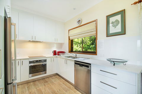 Alva Lee - Accommodation Tasmania 2