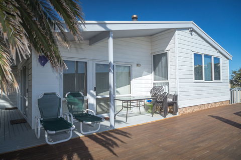 At The Beach - Accommodation Tasmania 2