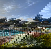 Elliston Caravan Park - Accommodation Tasmania