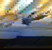 Marlow House - Accommodation Tasmania