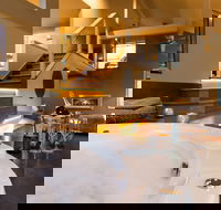 The Edge Villa - Hunter Valley Luxury Escape