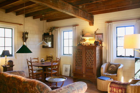 The Lily Stirling Range - Accommodation Tasmania 2