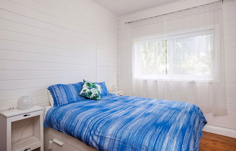 The Blue House At Wombarra Beach - Accommodation Tasmania 2