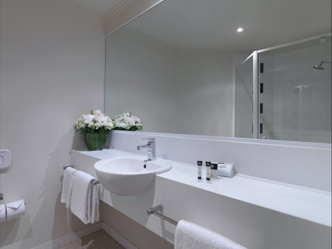 Travelodge Hotel Melbourne Southbank - Accommodation Tasmania 2