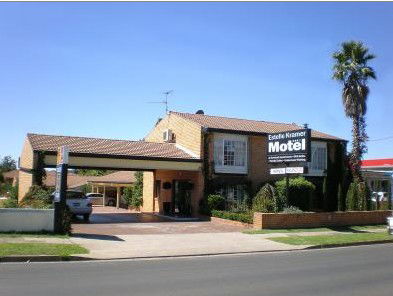 Estelle Kramer Motor Inn - Accommodation Tasmania 4