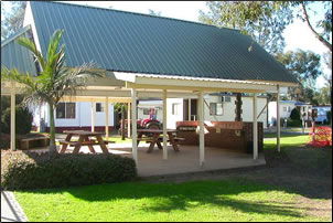 Rainbow Beach Holiday Village - Accommodation Tasmania 1