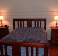 About Town Cottages - Accommodation Tasmania