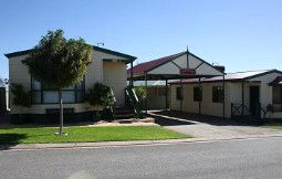 Outback Villas - Accommodation Tasmania 0