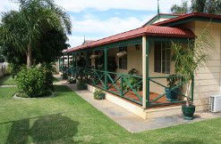Outback Villas - Accommodation Tasmania 2