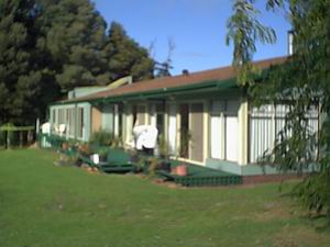 Jenny's Lake Farm B&B - Accommodation Tasmania 0