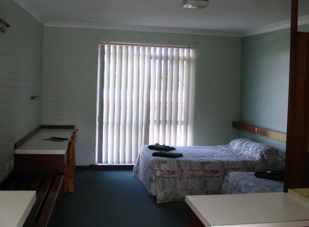 Walpole Hotel Motel - Accommodation Tasmania 1