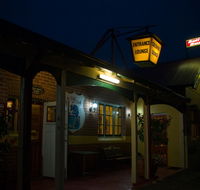 The Bull and Bush Tavern - Accommodation Tasmania